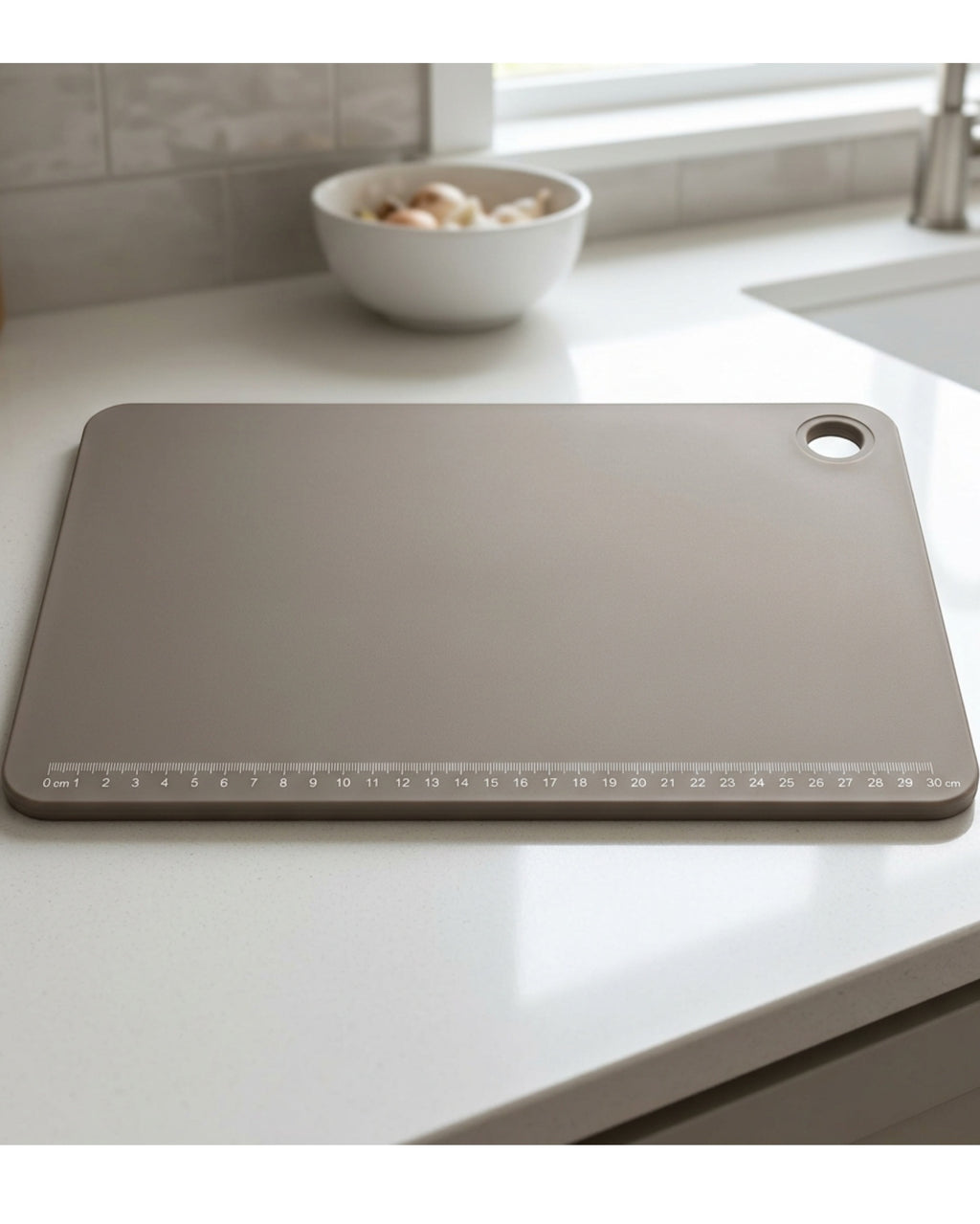 Ldeafyl Synthetic Rubber Cutting Board 40 x 25 cm Warm Gray Ruler - Lifestyle view